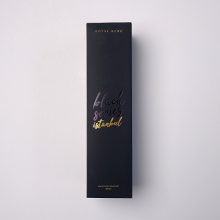 Royal Platinum Black Series ISTANBUL EDP 200 ml — produkto vaizdas; visa kompozicija; šviesiame fone